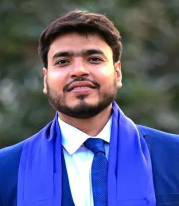 Dr. Vivek Tripathi